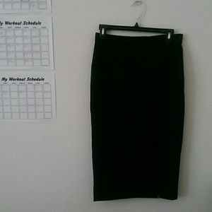 NWT Ann Taylor Black Pencil Skirt with Slit