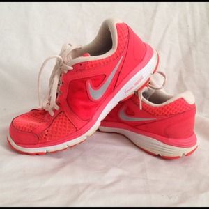 nike dual fusion run breathe