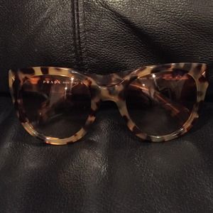 Prada sunglasses AUTHENTIC