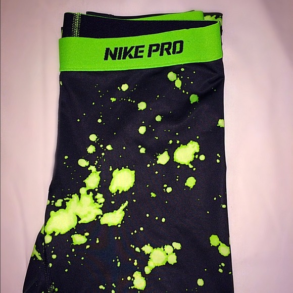 Green Paint Splattered Nike Pro Leggings