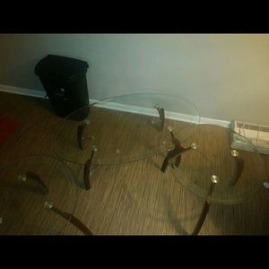1 coffee table 2 end tables
