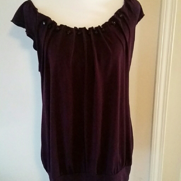 Adorable flutter sleeve top