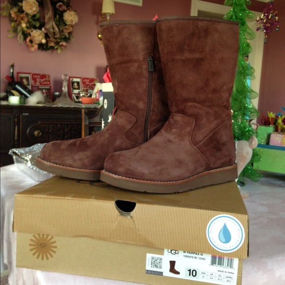 Uggs Fairfax lll size 10