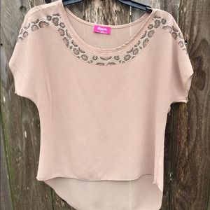 Cute high low shirt