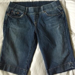 Lucky brand dungarees. Stretch.