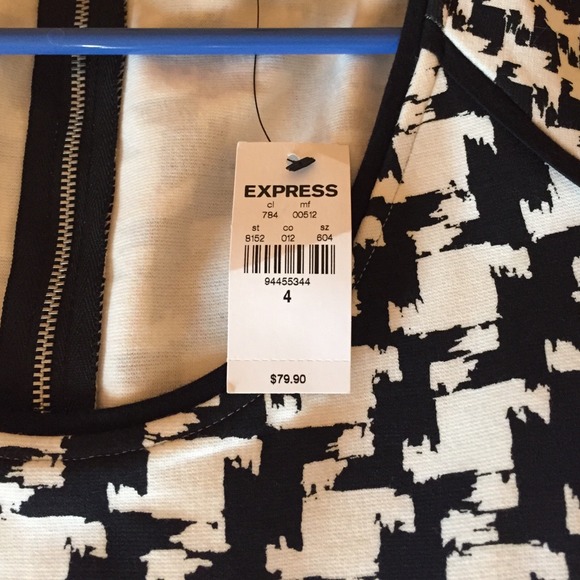 SOLD!! ‼️ - Picture 2 of 3