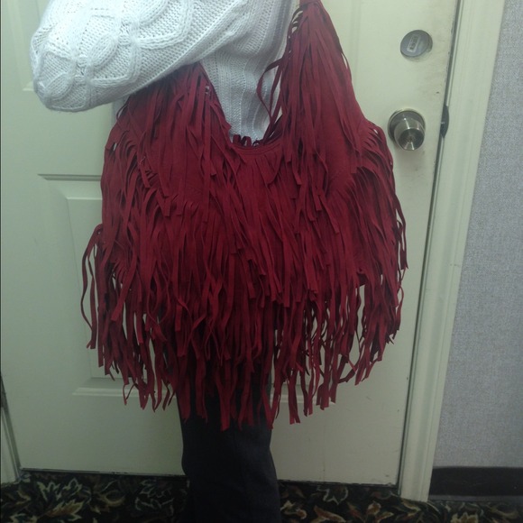 Maroon fringe shoulder bag