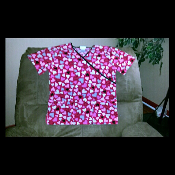 Scrub top