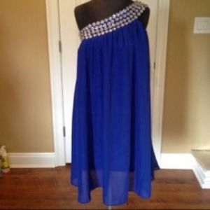 Banquet, Homecoming or Prom Dress