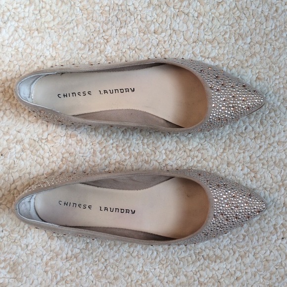 Chinese laundry glitter flats