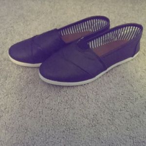 Leather loafer