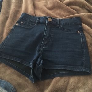 Super high waisted shorts great fit