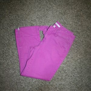 Modern crop capri pants