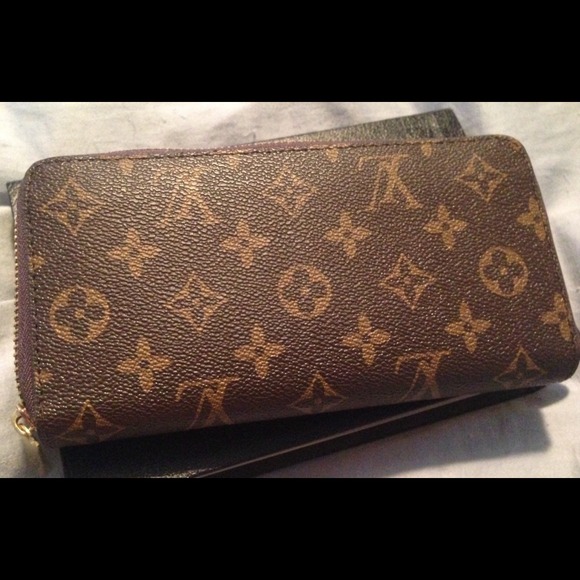 no brand Clutches & Wallets - LV Monogram Wallet