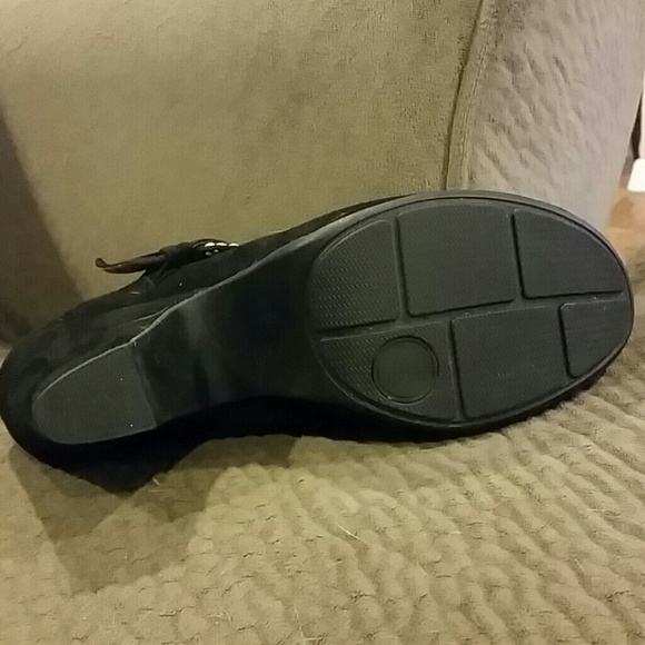 Soft Suede Shoes - Picture 4 of 4