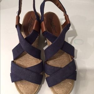 Lucky Brand, navy "Keane" wedges, size 8