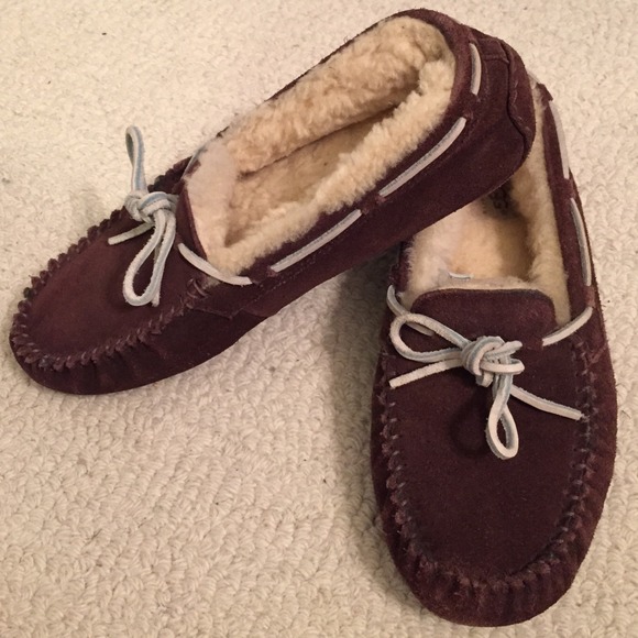 Gently worn UGG Dakota - Picture 4 of 4