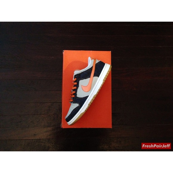 Nike Tan And Denim Dunk - Picture 1 of 1