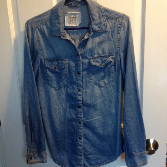 Button up chambray shirt