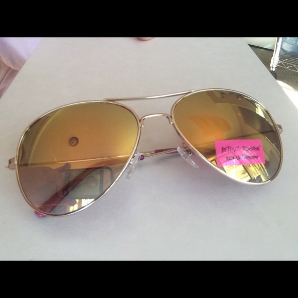 Betsey Johnson NWT aviator glasses
