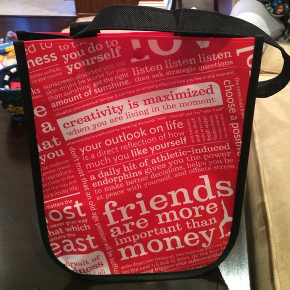 Lululemon shopping bag