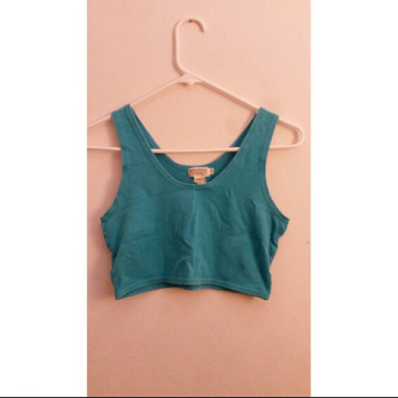 🚫TRADED🚫 Blue crop top