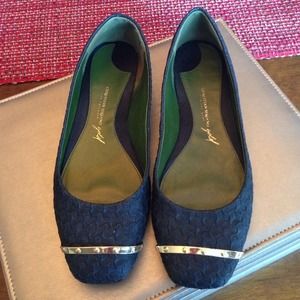 Christian Siriano Flats