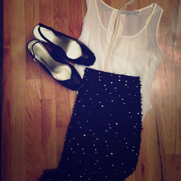 J. Crew Dresses & Skirts - Beautiful J.Crew COLLECTION skirt with sequins