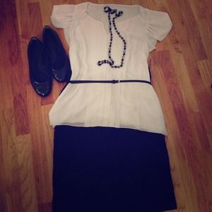 J.Crew size 10 No. 2 pencil skirt in navy eyelet