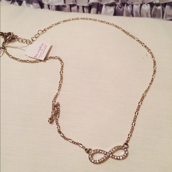 Lia Sophia infinity necklace - Picture 2 of 2
