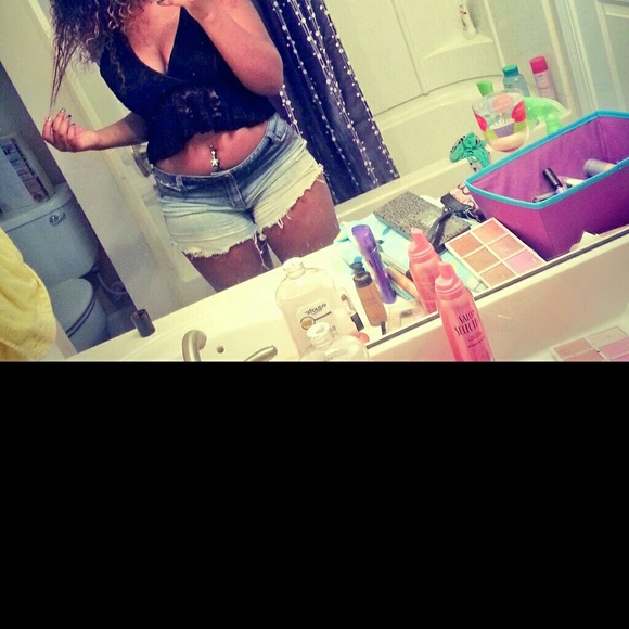 High waisted shorts - Picture 3 of 3