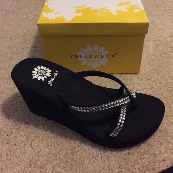 Yellow box sandals