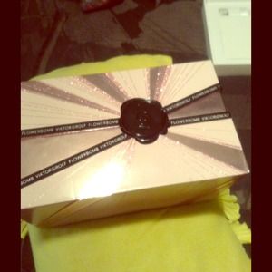 Flower bomb big Box & lotion & mini spray