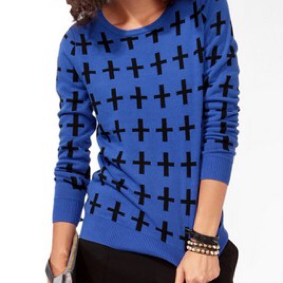 🚨🚨NOW ON SALE🚨🚨Forever 21 Blue Cross Sweater