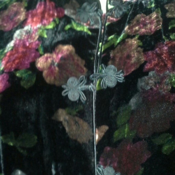 Ethos VELVETEEN BROCADE FULL LENGTH FLOWY COAT - Picture 3 of 4