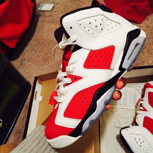 Carmine 6s - Picture 3 of 4