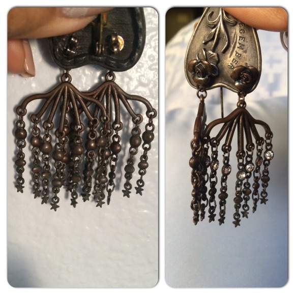 🚫🚫SOLD🚫🚫Vintage Aged Copper Rhinestone Earring - Picture 4 of 4