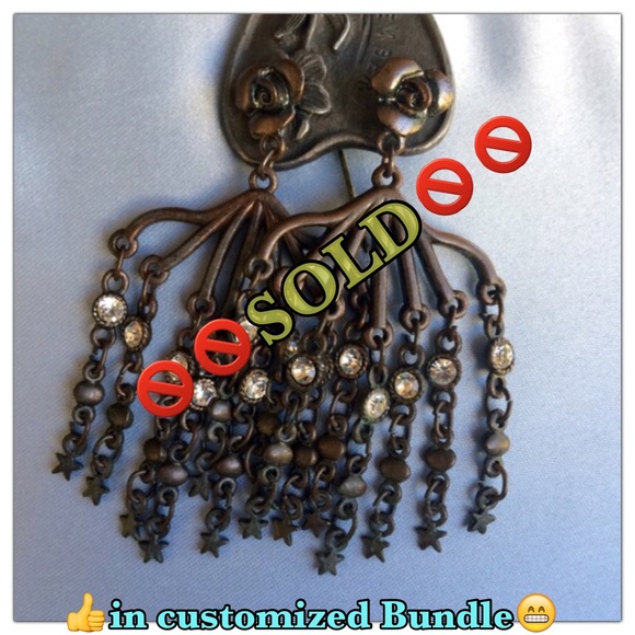 Jewelry - 🚫🚫SOLD🚫🚫Vintage Aged Copper Rhinestone Earring