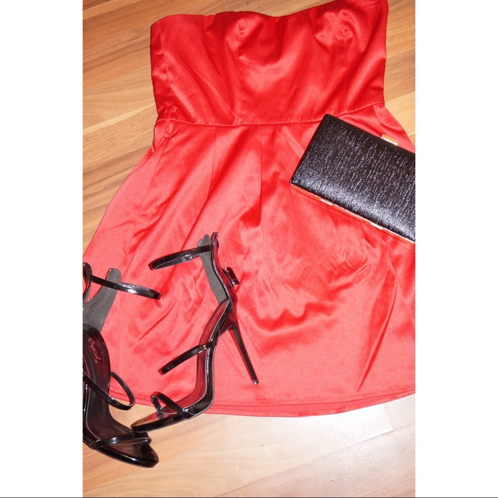 Red Strapless Dress ✨❤️