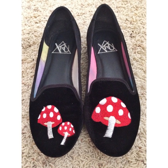 YRU Shoes - YRU lavish mushrooms