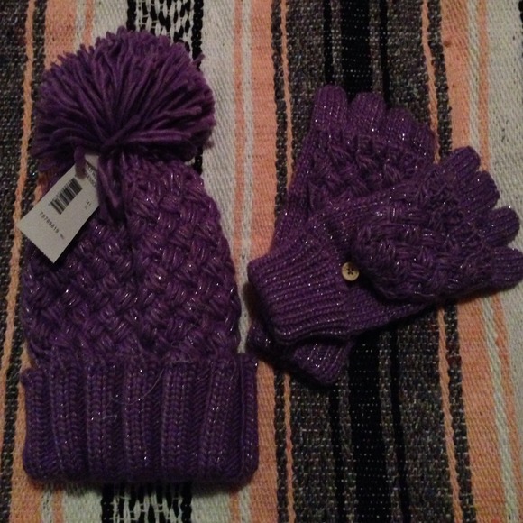 Purple sparkly beanie and mitten gloves!