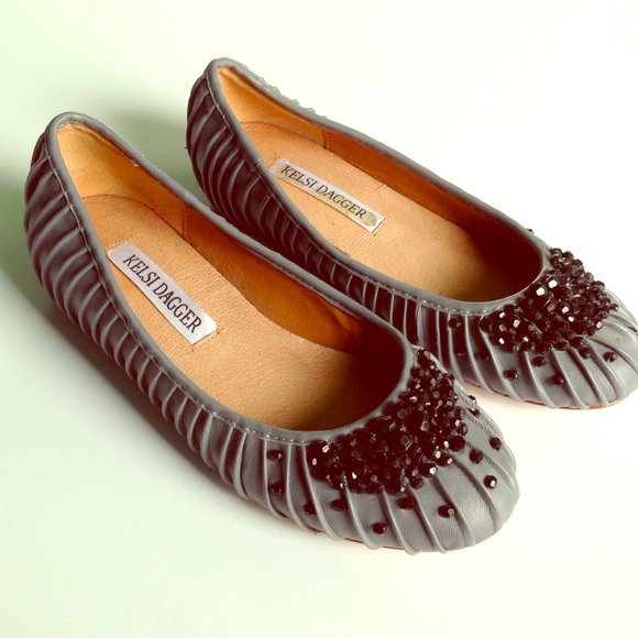 Kelsi Dagger Shoes - 🎉2X HP🎉 Kelsi Dagger Ballet Flats - Size 6