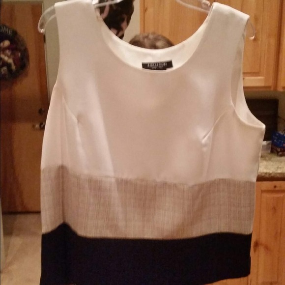 2-piece set. - Picture 2 of 3