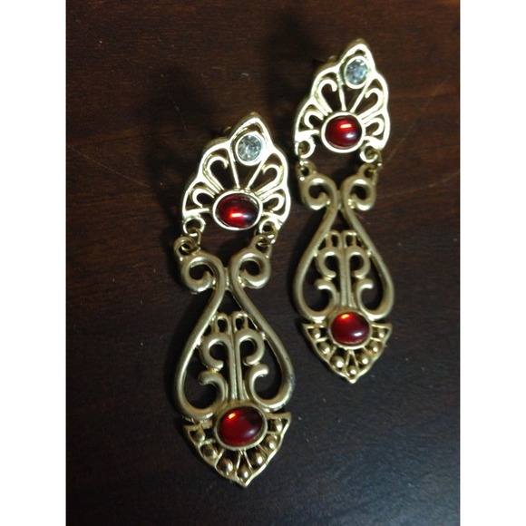 Vintage Earrings SOLD! - Picture 2 of 4