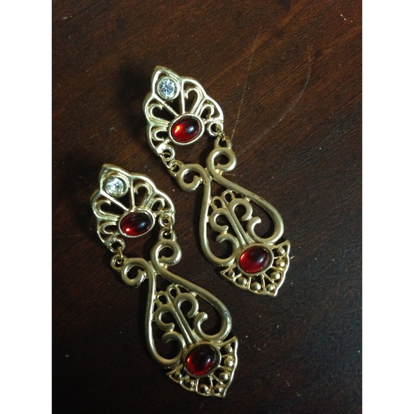 Vintage Earrings SOLD! - Picture 3 of 4