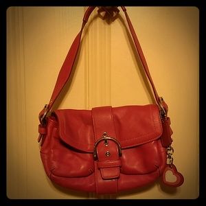 Trade with @CAK1027 Small hot pink coach bag