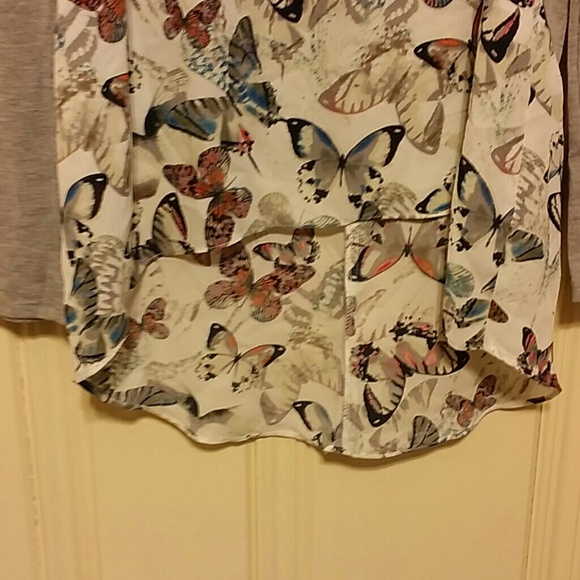 Butterfly print hi/low top - Picture 2 of 3