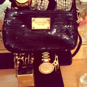 MICHAEL BY MICHAEL KORS BLACK SEQUIN CLUTCH