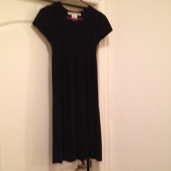 Dress - Picture 3 of 4