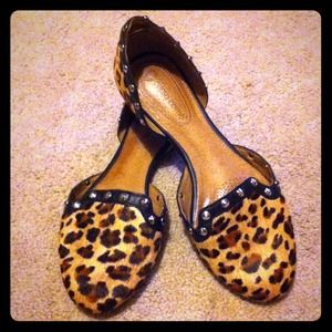 🚨REDUCED!🚨 Leopard leather studded flats